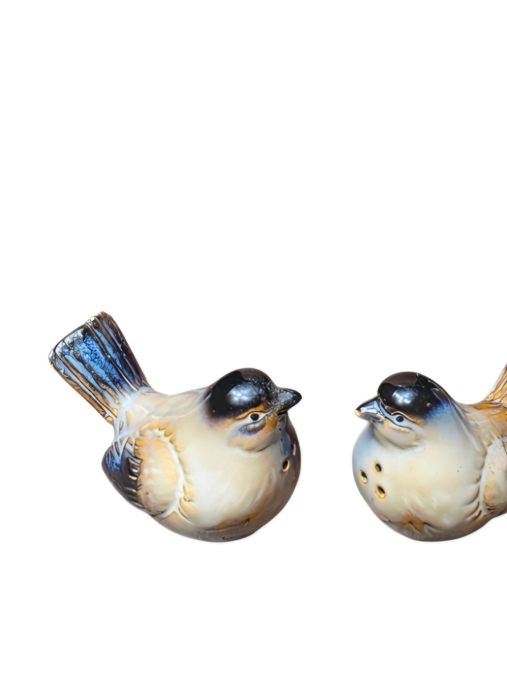 Porcelain Sparrows salt & pepper shakers. Resembles Vintage Goebel sparrows.